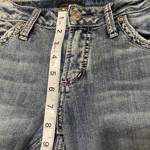 Silver Jeans Co Mid-Rise Boyfriend - Picture 11 of 13